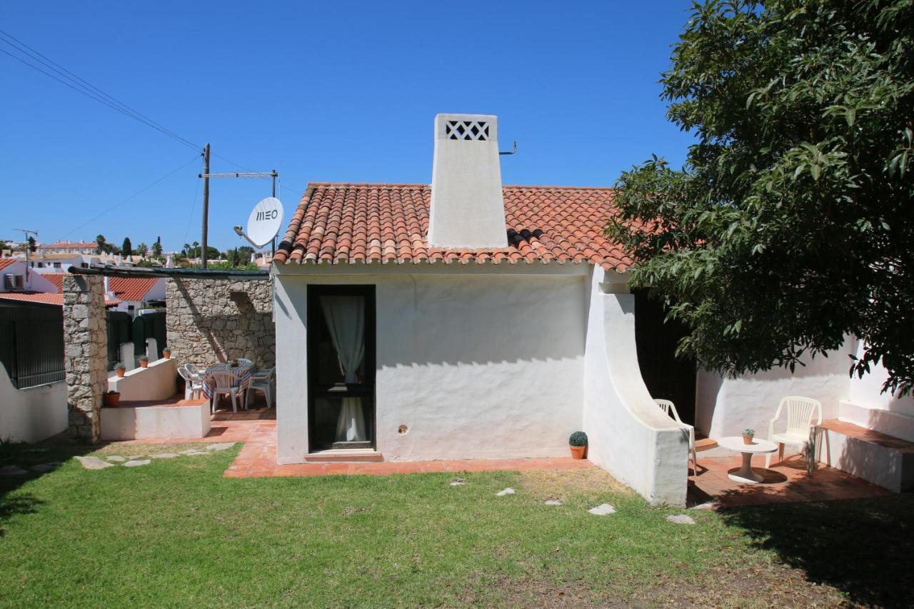 Villa Jacaranda - 550M From The Beach - Free Wifi - By Bedzy Albufeira Bagian luar foto