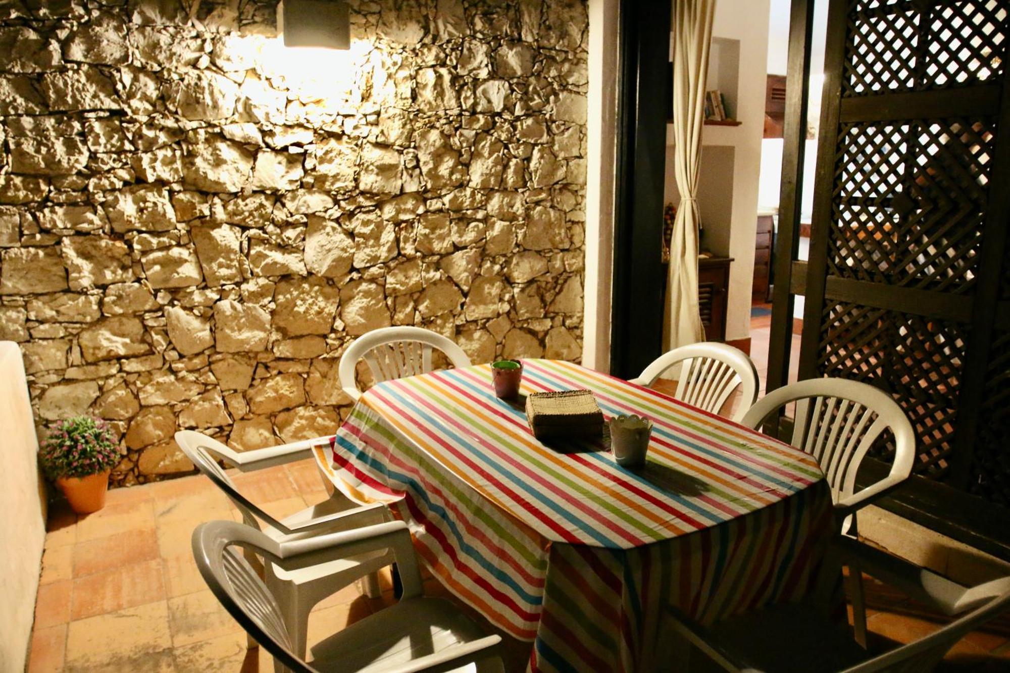Villa Jacaranda - 550M From The Beach - Free Wifi - By Bedzy Albufeira Bagian luar foto
